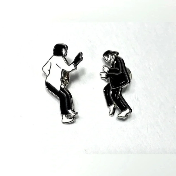 Pulp Fiction - Vincent & Mia - The  Twist Pin 💃🕺 - Picture 2 of 6